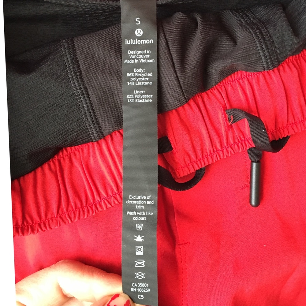Lululemon Surge shorts Bold Red - Picture 6 of 8